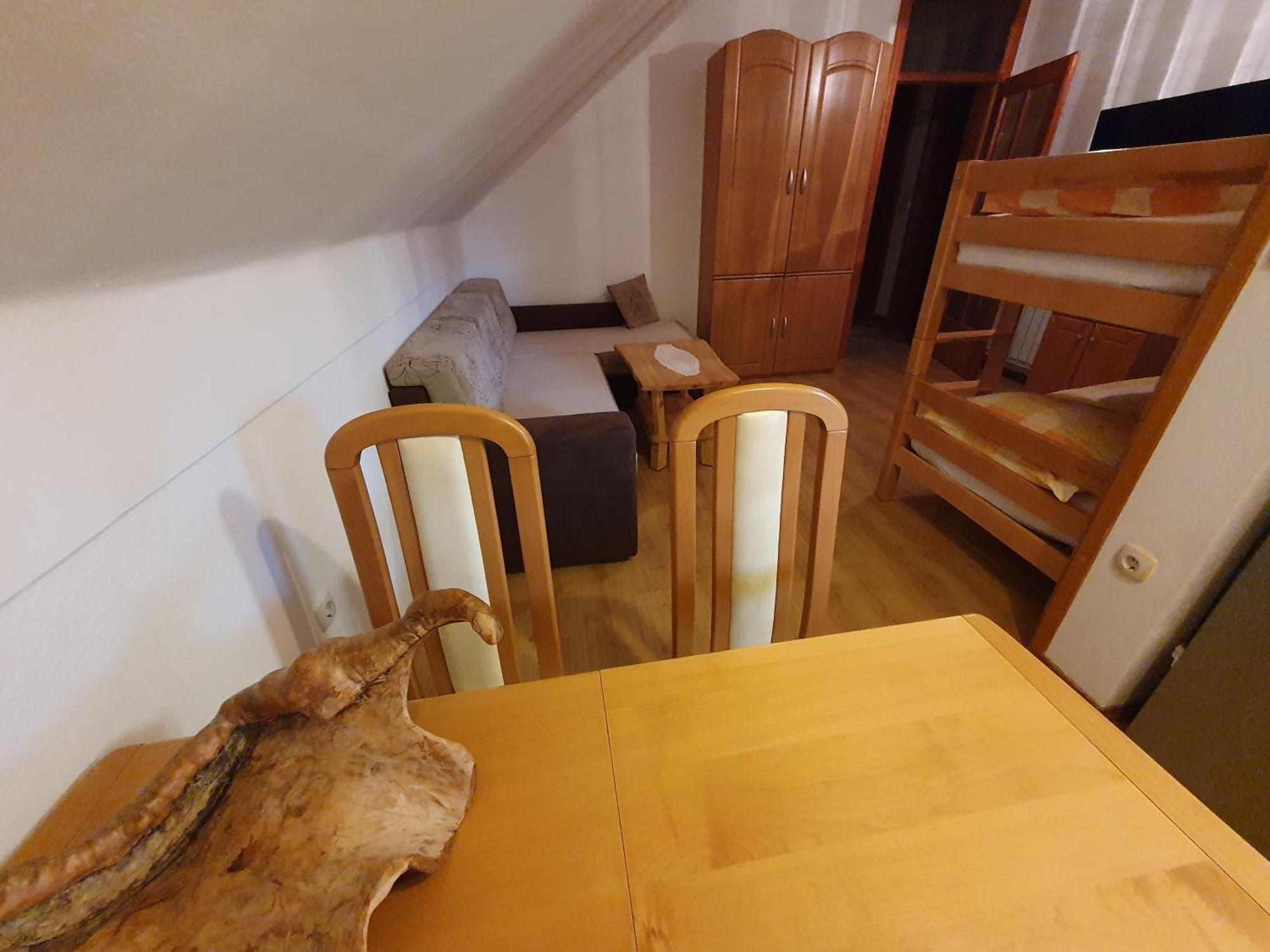 تسركنيتسا Miskar Rooms الغرفة الصورة